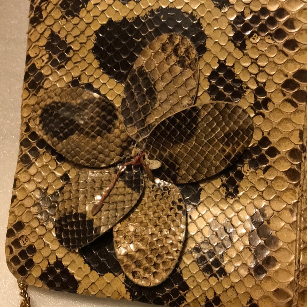 Judith Leiber Python skin bag - Picture 4 of 5